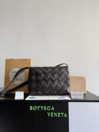 Picture of Bottega Veneta Handbags _SKUfw221566189fw